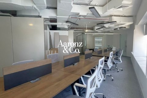 Kancelária v Business Bay, Dubai, SAE 124 m2 č. 703510