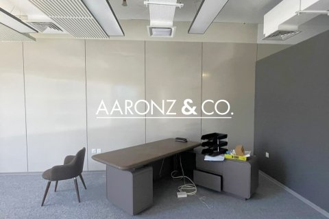 Zyrë në Business Bay, Dubai, Emiratet e Bashkuara Arabe 124 m2. № 703510 - Foto 3