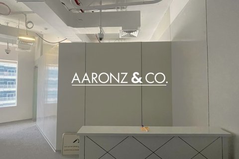 Zyrë në Business Bay, Dubai, Emiratet e Bashkuara Arabe 124 m2. № 703510 - Foto 9