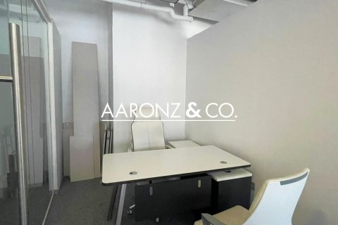 Zyrë në Business Bay, Dubai, Emiratet e Bashkuara Arabe 124 m2. № 703510 - Foto 8