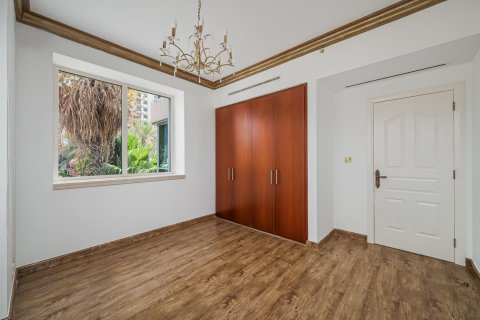 Apartmen di Dubai Marina, Dubai, UAE 4 bilik tidur, 239.78 meter persegi № 748311 - foto 9