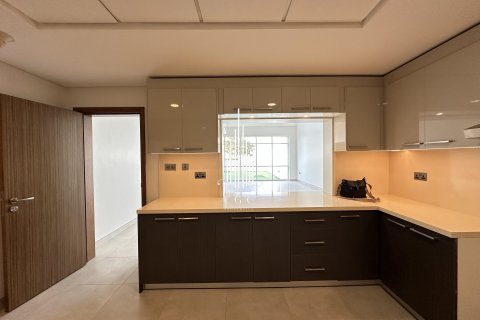 Řadový dům v Al Raha Beach, Abu Dhabi, SAE 3 ložnice, 334.6 m² Č.: 557432 - fotografie 6