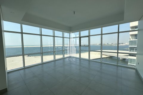 Al Raha Beach、Abu Dhabi、UAE にあるマンション販売中 3ベッドルーム、188.1 m2、No557429 - 写真 1