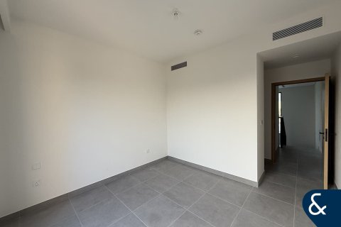 Huvila Dubai Land, Dubai, Arabiemiraatit 3 makuuhuonetta, 166 m2 № 671093 - kuva 12