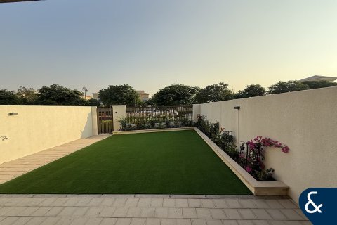 Huvila Dubai Land, Dubai, Arabiemiraatit 3 makuuhuonetta, 166 m2 № 671093 - kuva 21