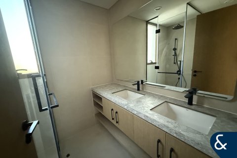 Huvila Dubai Land, Dubai, Arabiemiraatit 3 makuuhuonetta, 166 m2 № 671093 - kuva 14