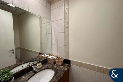 Vila u The Springs, Dubai, UAE 3 spavaćih soba, 282 m2 Br. 667035 - fotografija 13