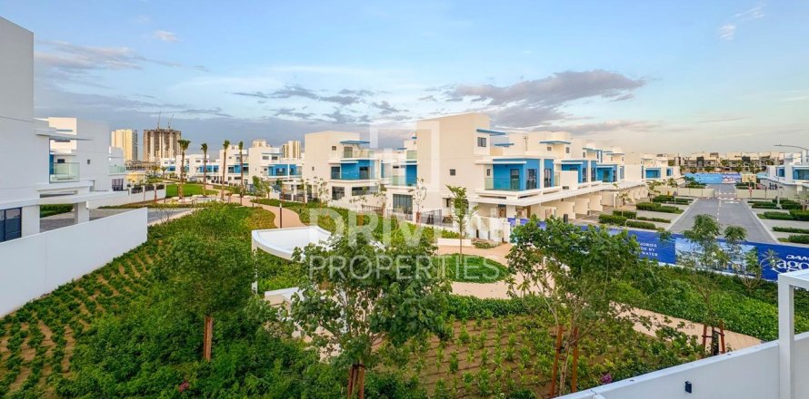Damac Lagoons, Dubai, संयुक्त अरब अमीरात में टाउनहाउस, 4 बेडरूम, 144 वर्ग मीटर, संख्या 768144