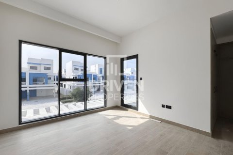 Damac Lagoons, Dubai, संयुक्त अरब अमीरात में टाउनहाउस, 4 बेडरूम, 144 वर्ग मीटर, संख्या 768144 - फ़ोटो 11