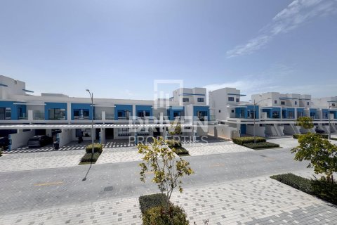 Damac Lagoons, Dubai, UAE의 임대용 타운하우스 침실 3개, 144제곱미터 번호 768142 - 사진 17