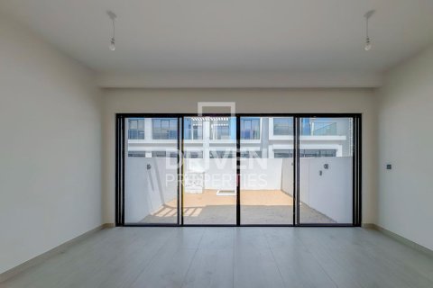 Damac Lagoons, Dubai, UAE의 임대용 타운하우스 침실 3개, 144제곱미터 번호 768142 - 사진 5