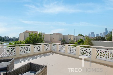 Vila v Meadows, Dubai, SAE 4 ložnice, 387 m² Č.: 586353 - fotografie 14