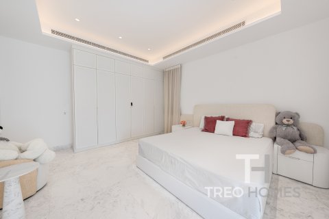 Villa in Meadows, Dubai, UAE 5 bedrooms, 465 sq.m. № 586350 - photo 16