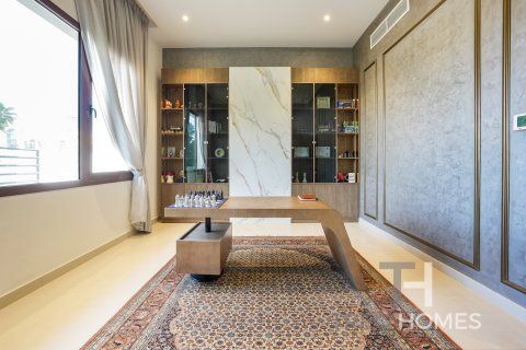 Vila di Jumeirah Park, Dubai, UEA 7 kamar tidur, 578 m2 nomor 586351 - foto 13