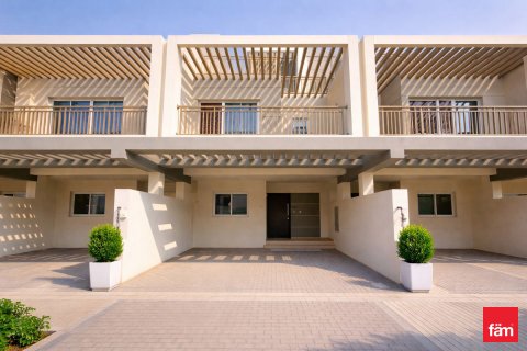 Casa urbana em Dubai, EAU 3 quartos, 112.2 m2 № 700058