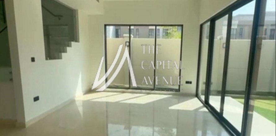 Villa sa Al Salam Street, Abu Dhabi, UAE 5 silid-tulugan, 326 sq.m. № 604914