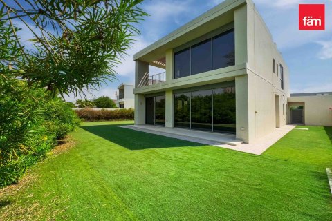Villa in Dubai Hills Estate, UAE 4 bedrooms, 588.2 sq.m. № 645697 - photo 2