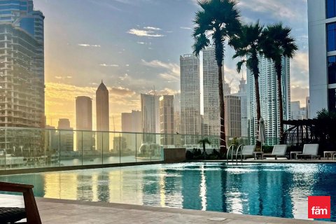 Apartament në Business Bay, Dubai, Emiratet e Bashkuara Arabe 1 dhomë gjumi, 89.8 m2. № 687640 - Foto 14