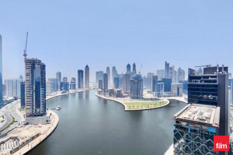 Apartament në Business Bay, Dubai, Emiratet e Bashkuara Arabe 1 dhomë gjumi, 89.8 m2. № 687640 - Foto 16