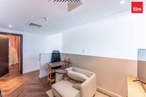 Shtëpi në qytet në Dubai, Emiratet e Bashkuara Arabe 3 dhoma gjumi, 187.2 m2. № 687642 - Foto 6