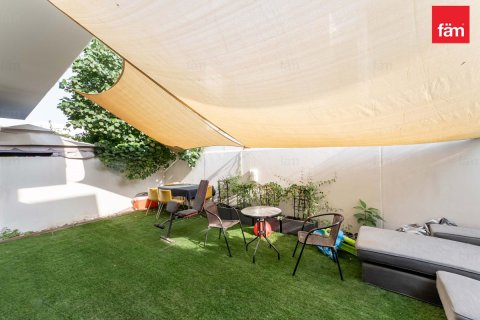 Shtëpi në qytet në Dubai, Emiratet e Bashkuara Arabe 3 dhoma gjumi, 187.2 m2. № 687642 - Foto 22