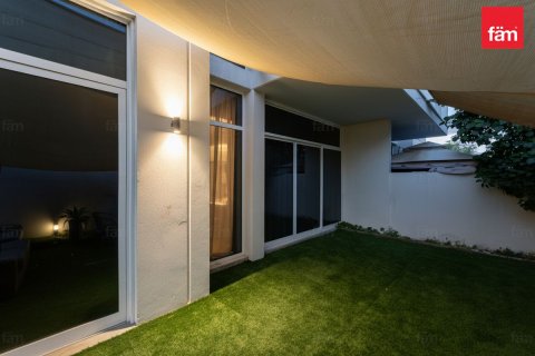 Shtëpi në qytet në Dubai, Emiratet e Bashkuara Arabe 3 dhoma gjumi, 187.2 m2. № 687642 - Foto 25