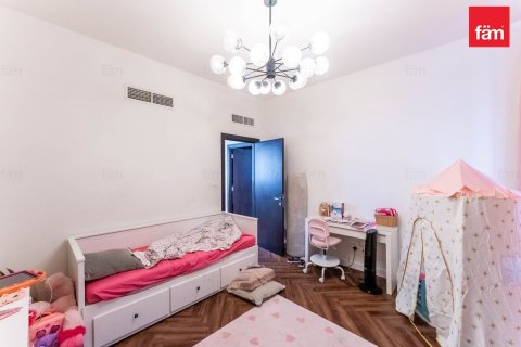 Shtëpi në qytet në Dubai, Emiratet e Bashkuara Arabe 3 dhoma gjumi, 187.2 m2. № 687642 - Foto 17