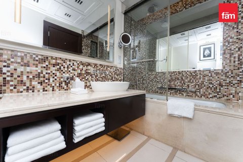 Appartement te huur in Downtown Dubai (Downtown Burj Dubai), Dubai, VAE 1 slaapkamer, 74 vr.m., nr 702335 - foto 16