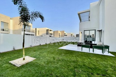 Müüa villa asukohaga Dubai, AÜE: 4 magamistoaga, 546.9 m² Nr 645726 - pilt 14