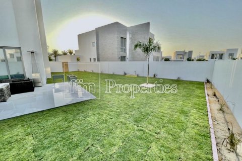 Müüa villa asukohaga Dubai, AÜE: 4 magamistoaga, 546.9 m² Nr 645726 - pilt 15