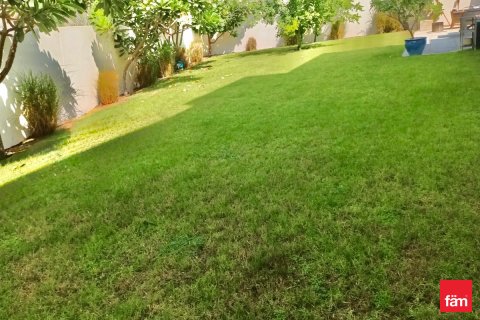 Villa in Dubai, UAE 4 bedrooms, 546.9 sq.m. № 645726 - photo 21