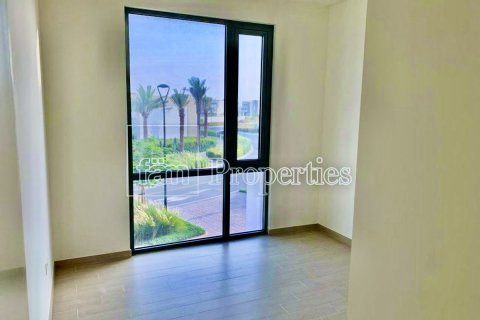 Müüa villa asukohaga Dubai, AÜE: 4 magamistoaga, 546.9 m² Nr 645726 - pilt 2