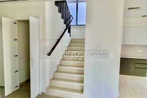 Müüa villa asukohaga Dubai, AÜE: 4 magamistoaga, 546.9 m² Nr 645726 - pilt 7
