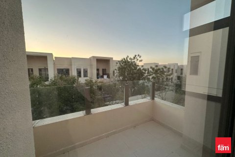 Vila v Reem, Dubai, SAE 4 spálne, 326.6 m2 č. 645729 - Fotografia 12