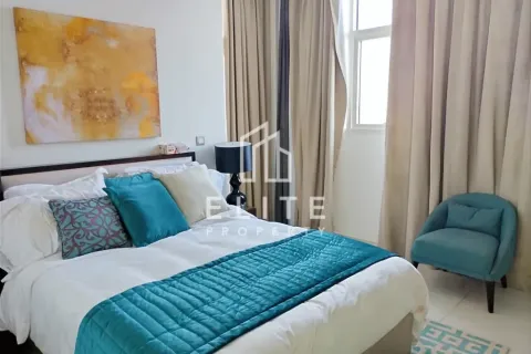 Apartment til salg i Dubai, UAE 2 soveværelser, 105 kvm № 646516 - foto 8