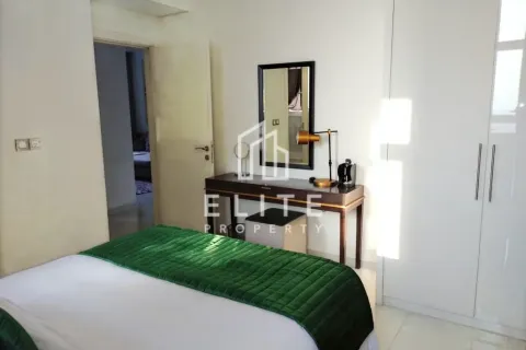 Apartment til salg i Dubai, UAE 2 soveværelser, 105 kvm № 646516 - foto 4