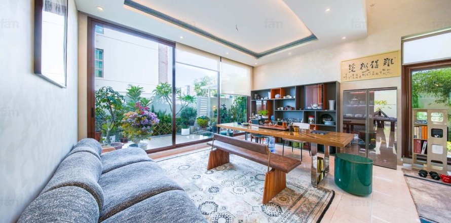 Villa a Meydan, Dubai, EAU 6 camere da letto, 519.8 mq. № 544865