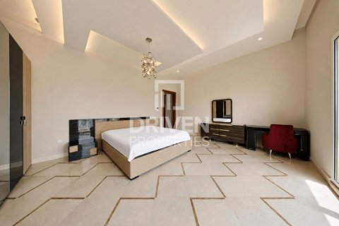 וילה להשכרה ב Emirates Hills, Dubai, איחוד האמירויות  1887.98 מ"ר, מספר 759616 - תמונה 13
