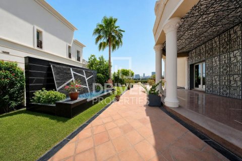 וילה להשכרה ב Emirates Hills, Dubai, איחוד האמירויות  1887.98 מ"ר, מספר 759616 - תמונה 27