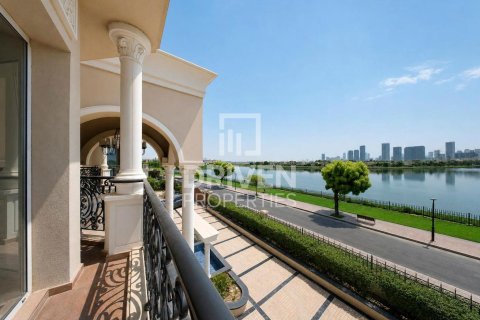 וילה להשכרה ב Emirates Hills, Dubai, איחוד האמירויות  1887.98 מ"ר, מספר 759616 - תמונה 23