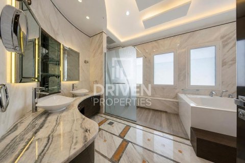 וילה להשכרה ב Emirates Hills, Dubai, איחוד האמירויות  1887.98 מ"ר, מספר 759616 - תמונה 21