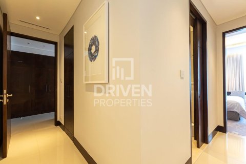Apartment in Downtown Dubai (Downtown Burj Dubai), Dubai, UAE 2 bedrooms, 157.94 sq.m. № 759615 - photo 19