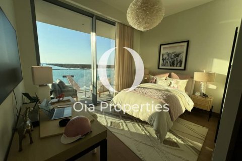 Vila di Abu Dhabi, UAE 5 bilik tidur, 454 meter persegi № 609536 - foto 22