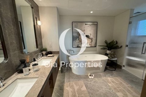 Vila di Abu Dhabi, UAE 5 bilik tidur, 454 meter persegi № 609536 - foto 24