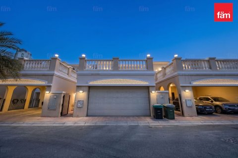 Māja Dubaijā, AAE 2 istabas, 240 m2 Nr. 722448 - attēls 29