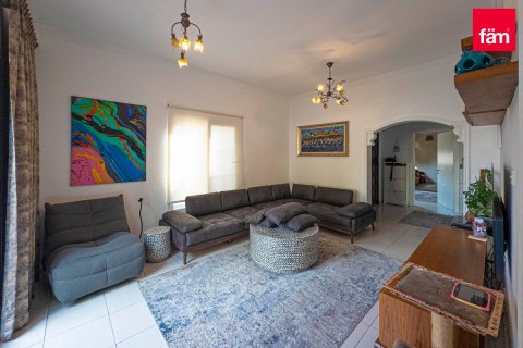 Vilë në Dubai, Emiratet e Bashkuara Arabe 4 dhoma gjumi, 368.6 m2. № 722452 - Foto 5