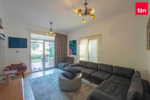 Vilë në Dubai, Emiratet e Bashkuara Arabe 4 dhoma gjumi, 368.6 m2. № 722452 - Foto 8