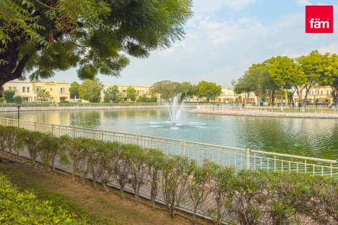 Vilë në Dubai, Emiratet e Bashkuara Arabe 4 dhoma gjumi, 368.6 m2. № 722452 - Foto 22