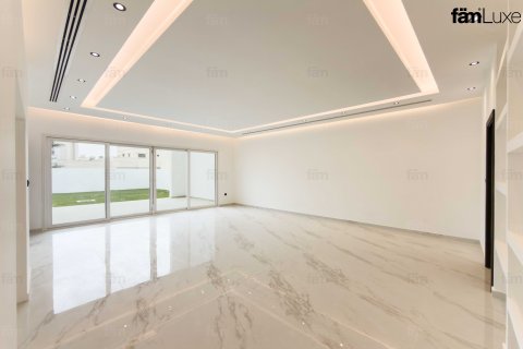 ویلا برای اجاره در Al Barsha، Dubai، امارات متحده عربی 3 خوابه ، 1318.7 متر مربع ، شماره 678147 - تصویر 2