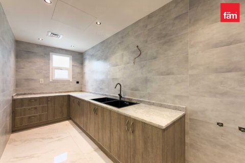 Зняти в оренду віллу в Аль-Барша, Дубай, ОАЕ 3 спальні, 1318.7м2, № 678147 - фото 16